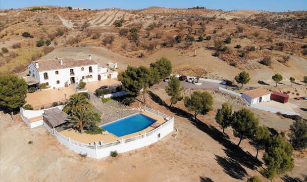 Cortijo - Reventa - Lorca -
                Lorca