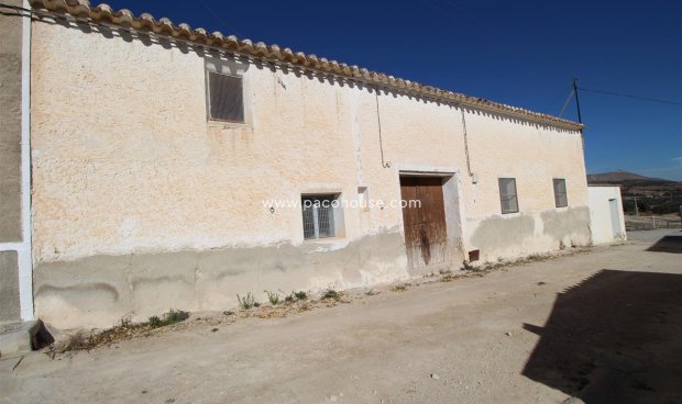 Cortijo - Reventa - Velez-Blanco -
                Velez-Blanco