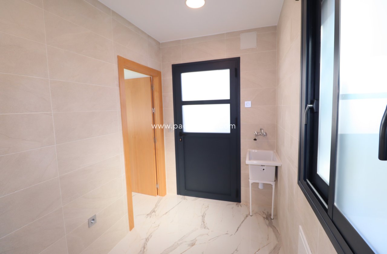 New Build - Villa -
Purias