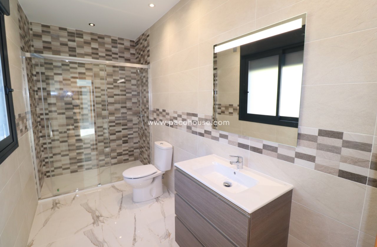 New Build - Villa -
Purias