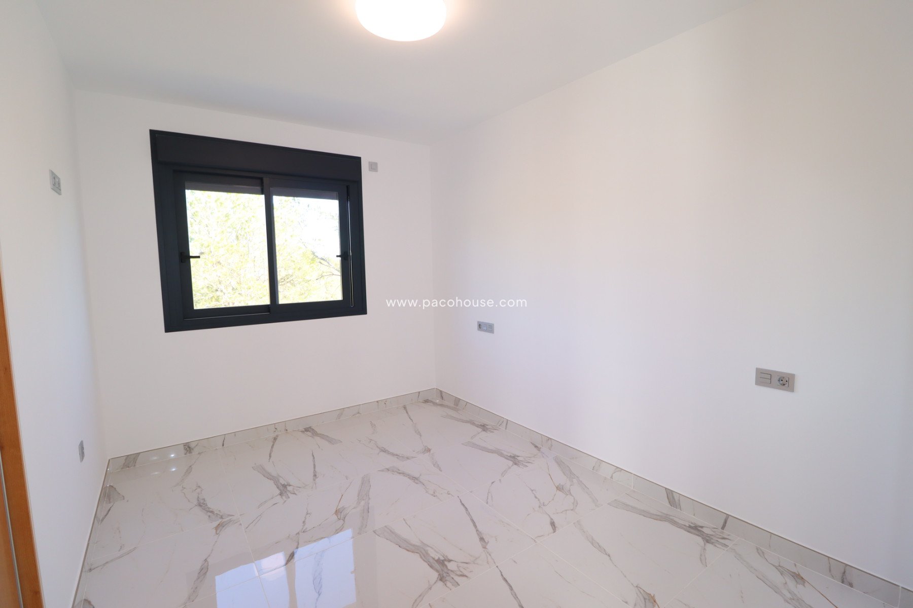 New Build - Villa -
Purias