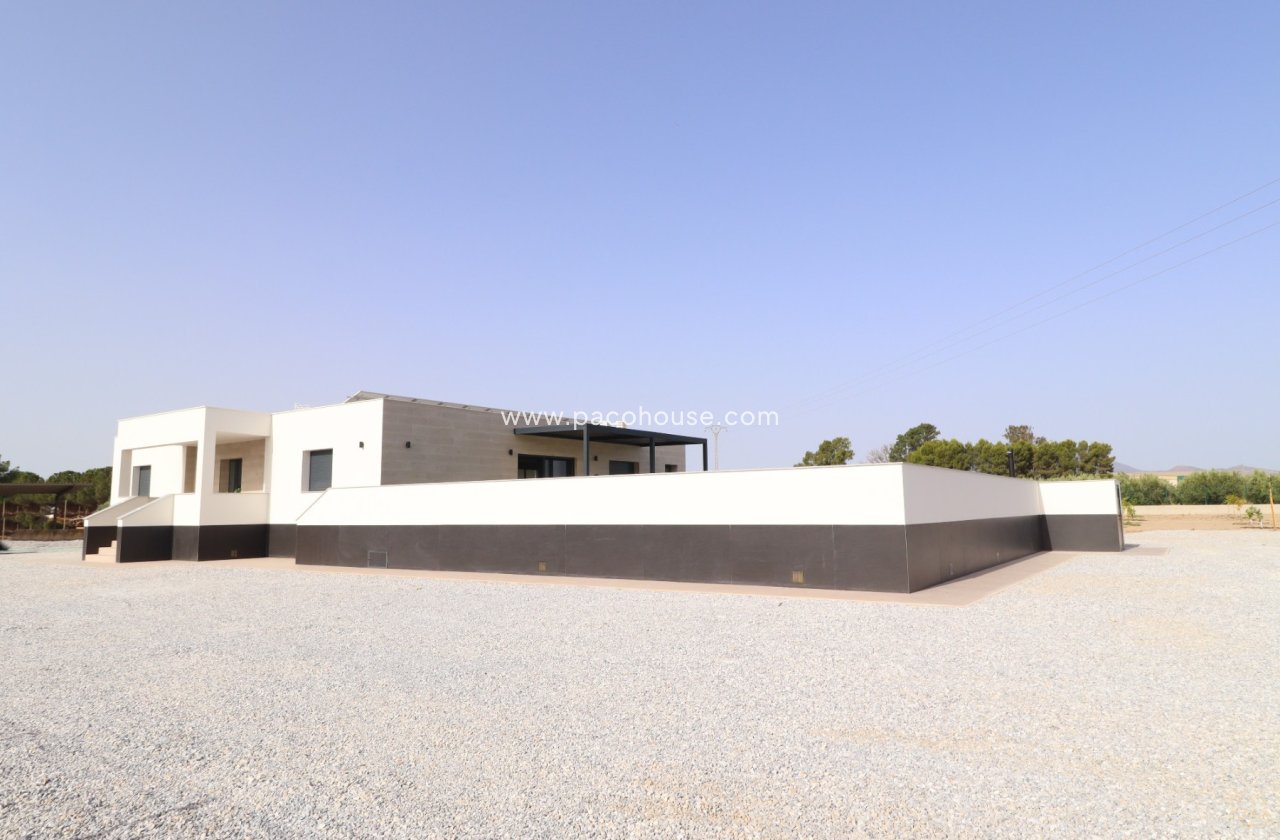 New Build - Villa -
Purias