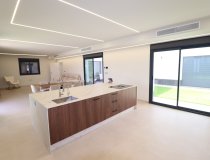 New Build - Villa -
Purias
