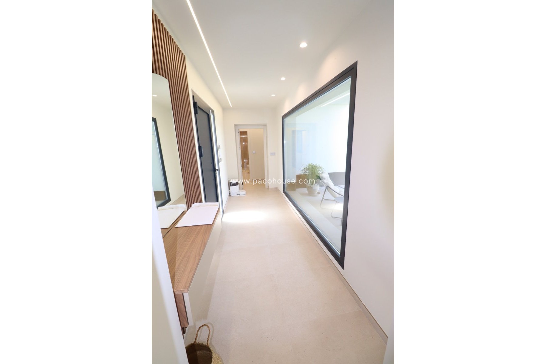 New Build - Villa -
Purias