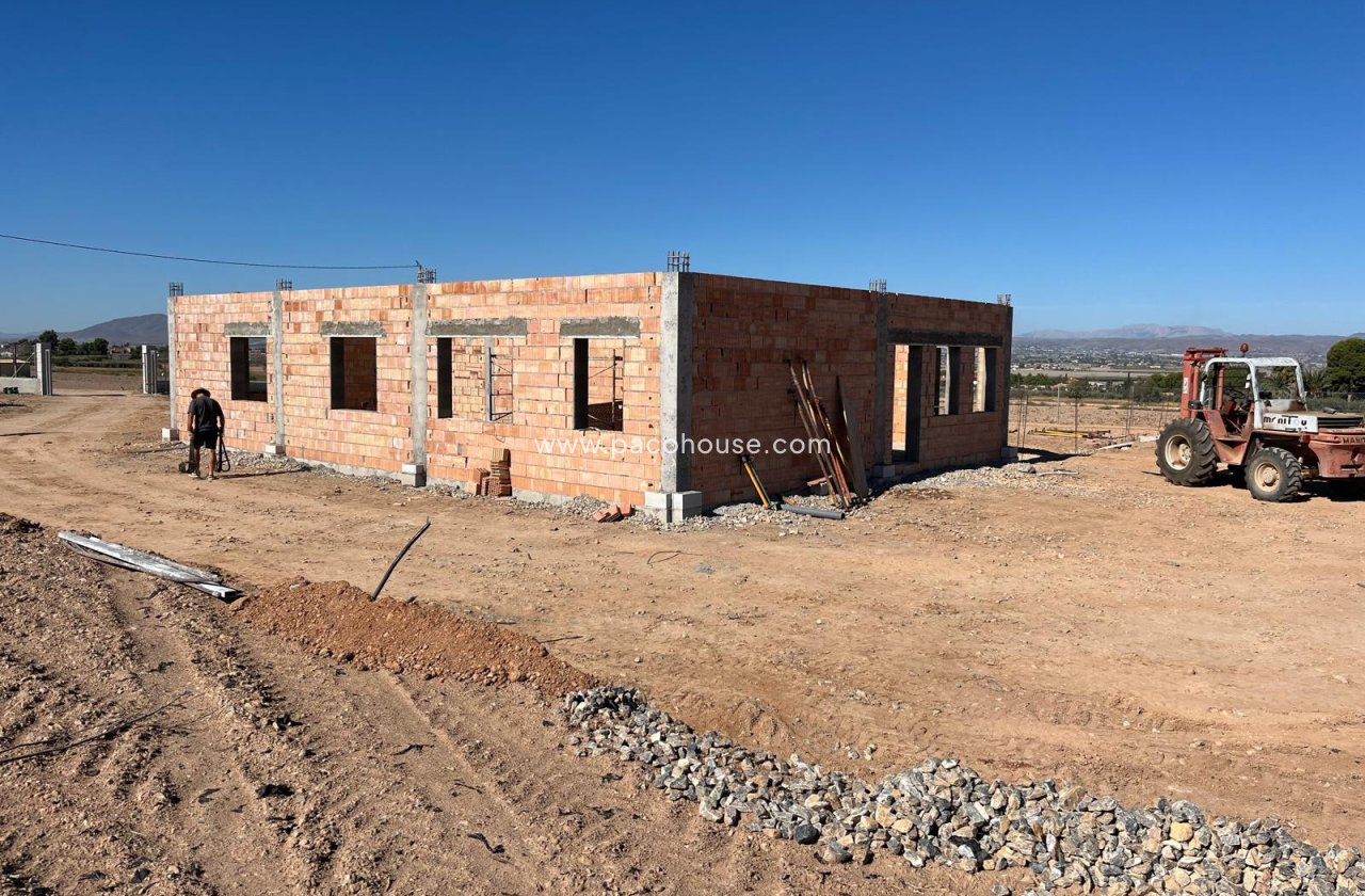 New Build - Villa -
Purias