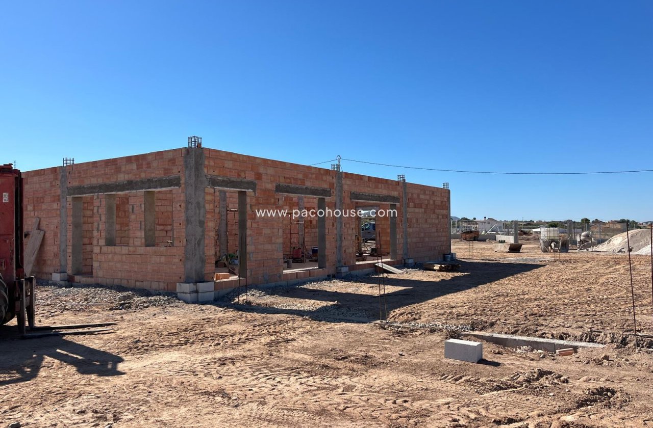 New Build - Villa -
Purias