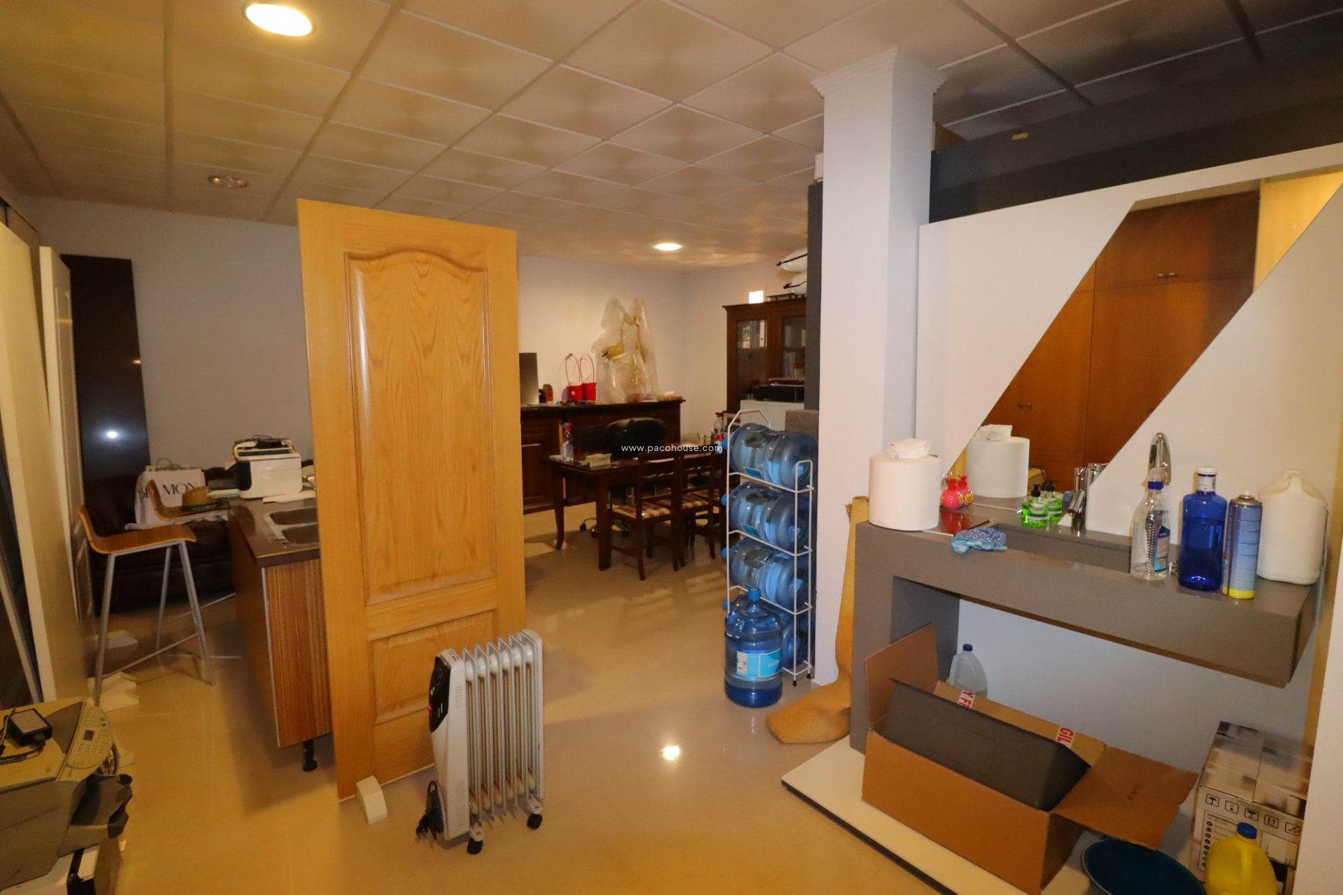 Resale - Commercial -
Velez-Rubio