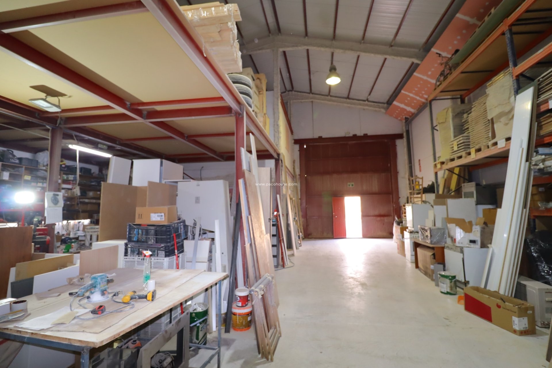 Resale - Commercial -
Velez-Rubio