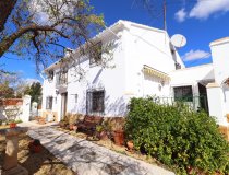 Resale - Cortijo -
Chirivel