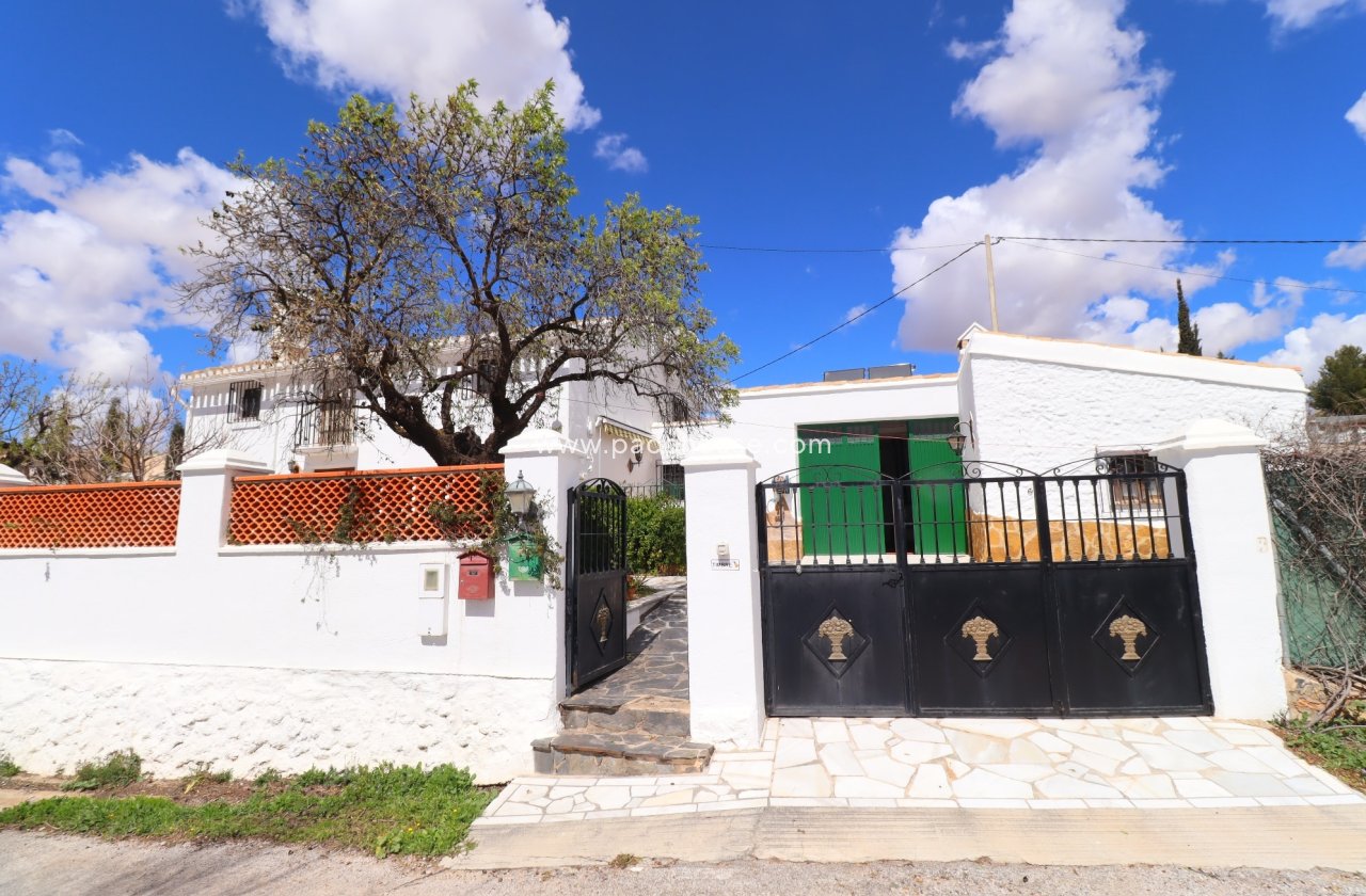 Resale - Cortijo -
Chirivel