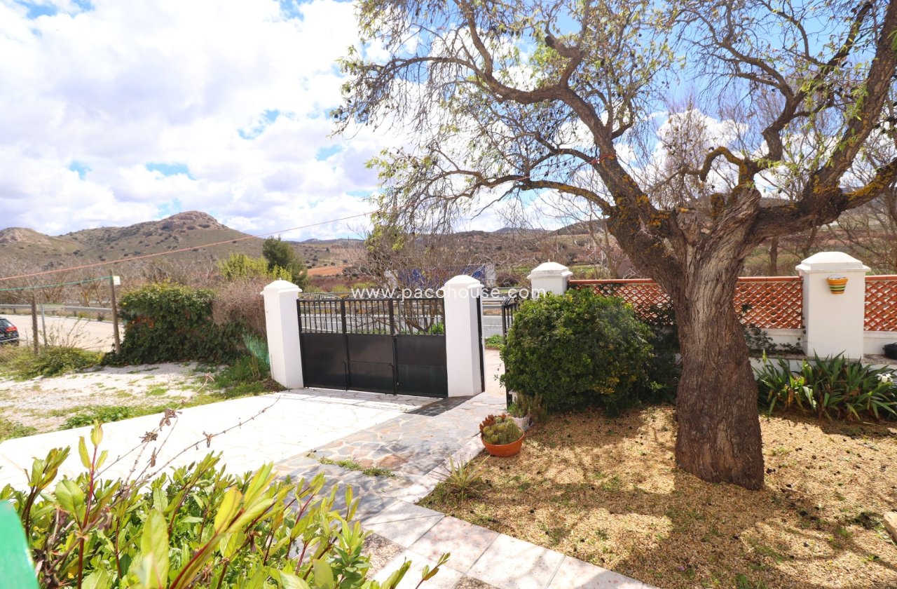 Resale - Cortijo -
Chirivel