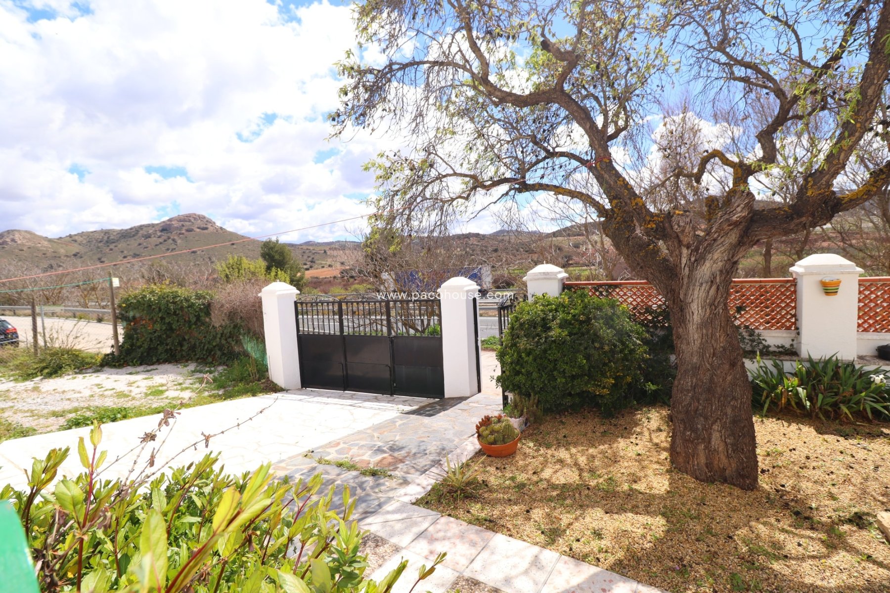 Resale - Cortijo -
Chirivel