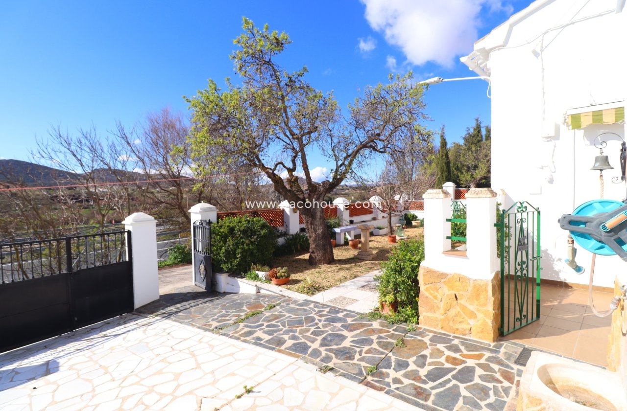 Resale - Cortijo -
Chirivel