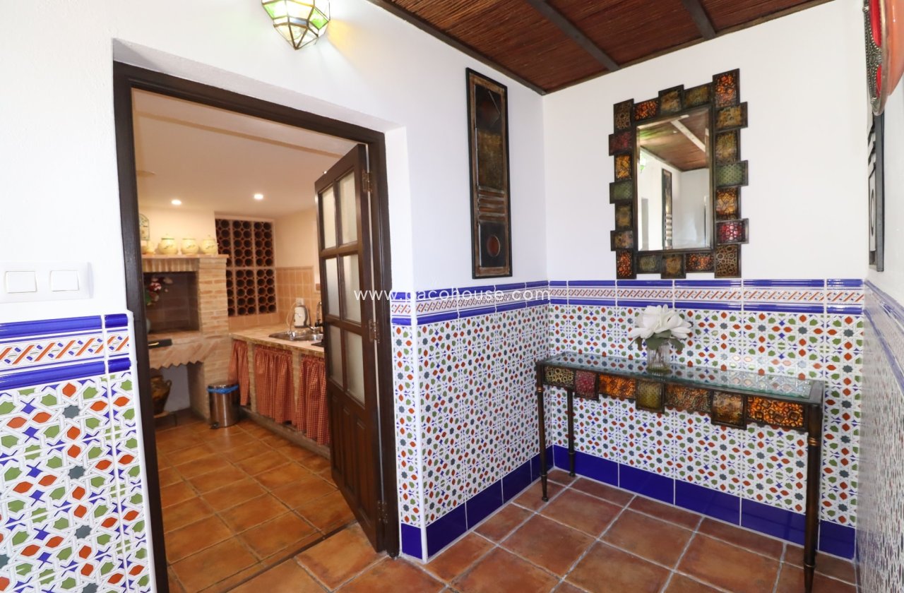 Resale - Cortijo -
Chirivel