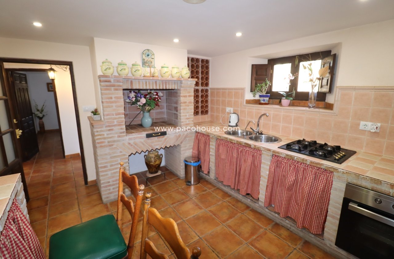 Resale - Cortijo -
Chirivel