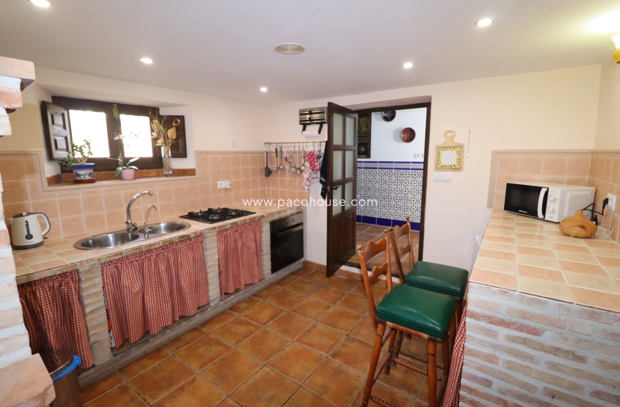 Resale - Cortijo -
Chirivel