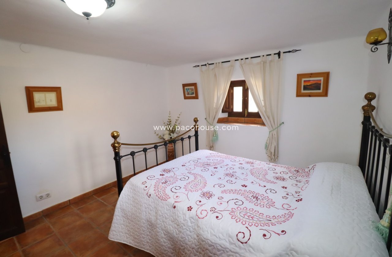 Resale - Cortijo -
Chirivel