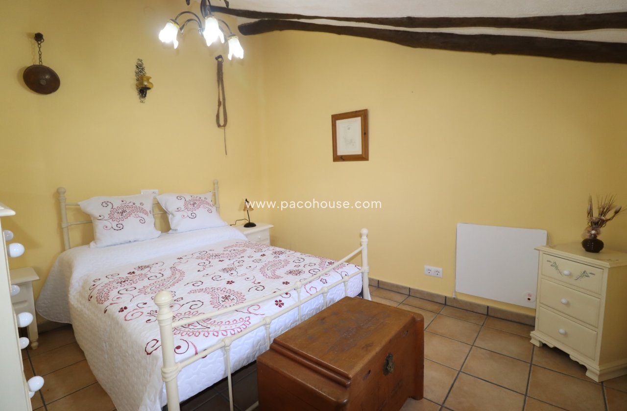 Resale - Cortijo -
Chirivel