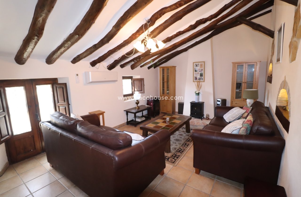 Resale - Cortijo -
Chirivel