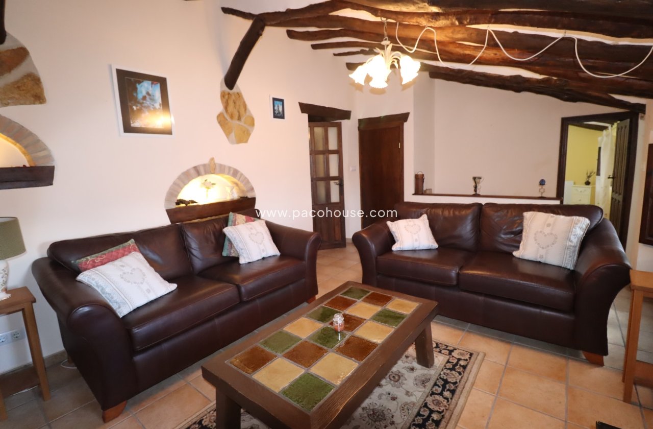 Resale - Cortijo -
Chirivel