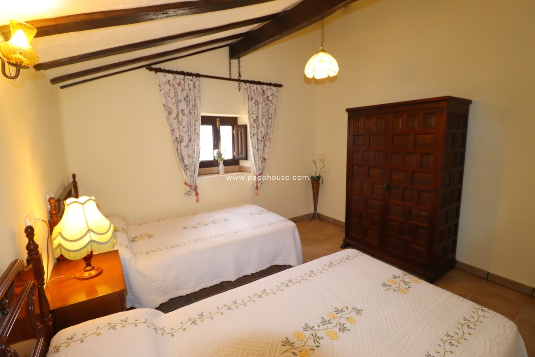 Resale - Cortijo -
Chirivel