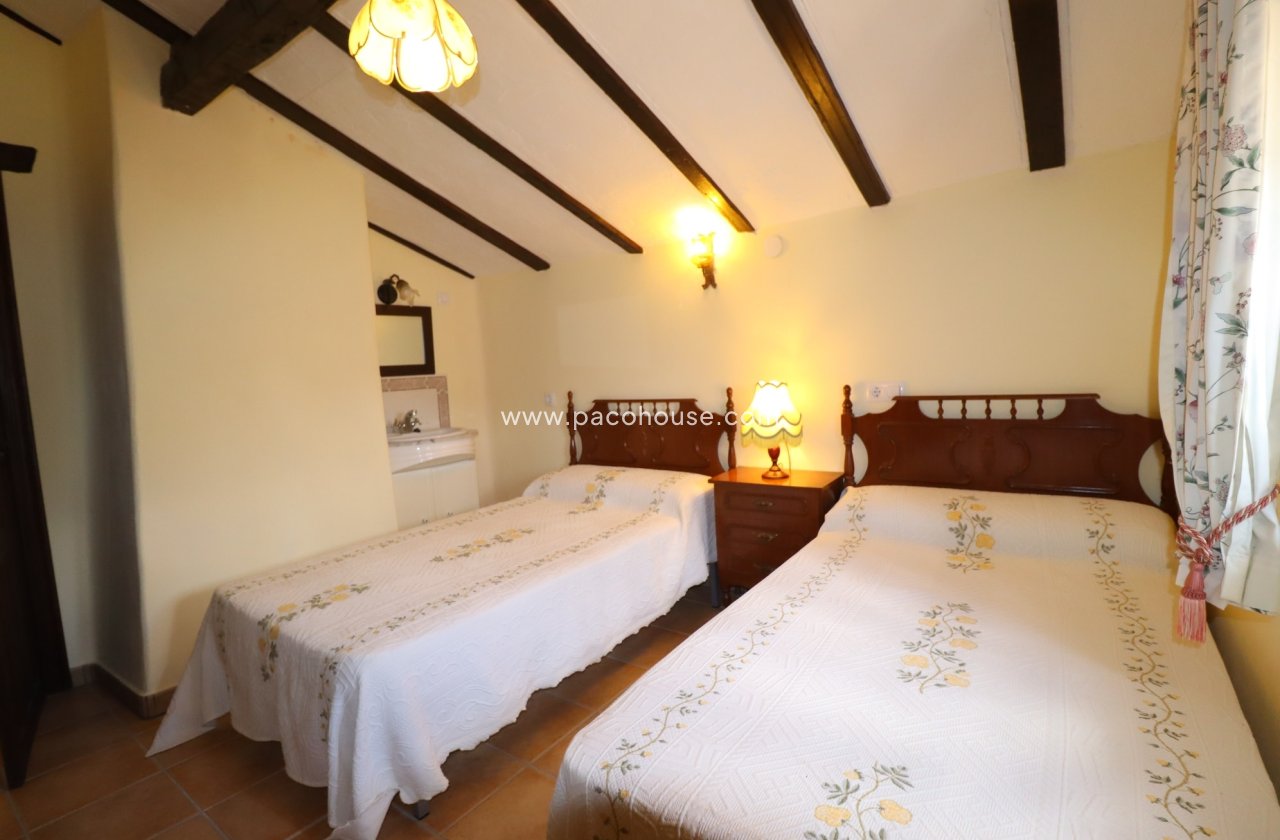 Resale - Cortijo -
Chirivel