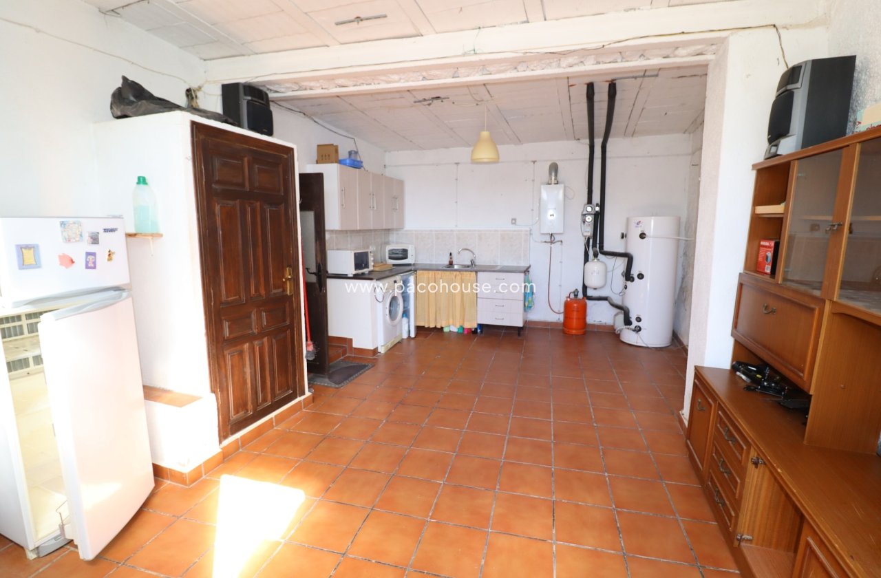 Resale - Cortijo -
Chirivel