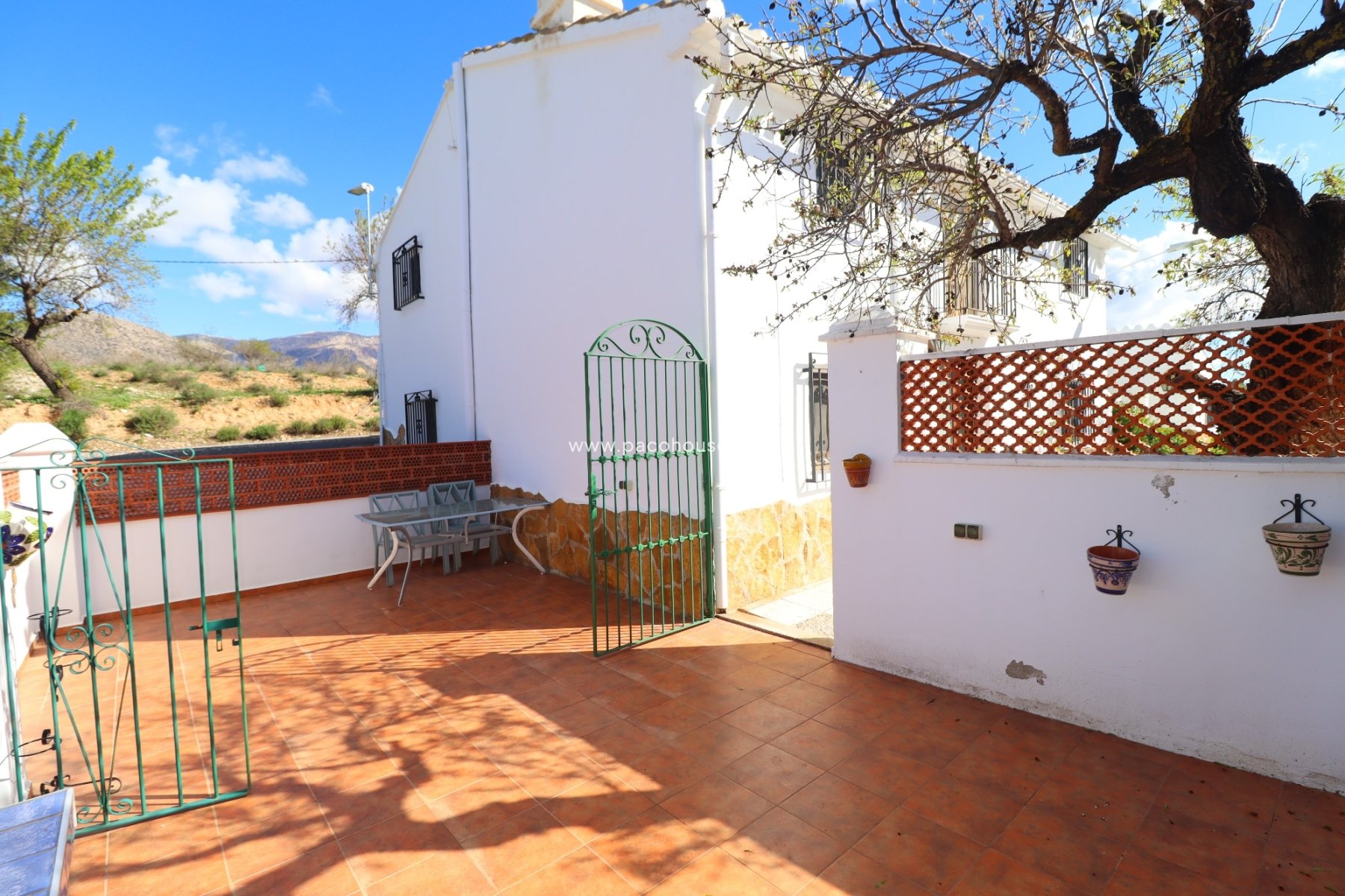 Resale - Cortijo -
Chirivel