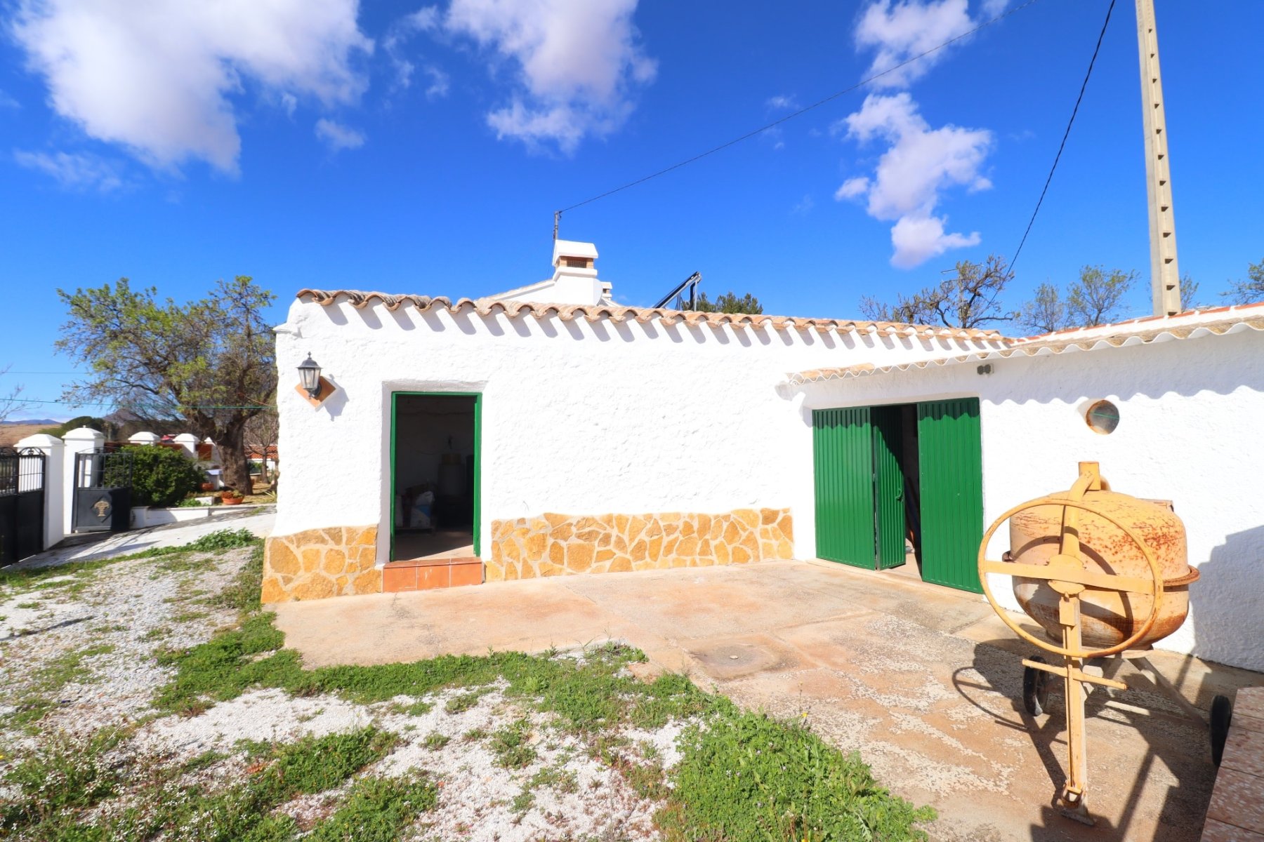 Resale - Cortijo -
Chirivel