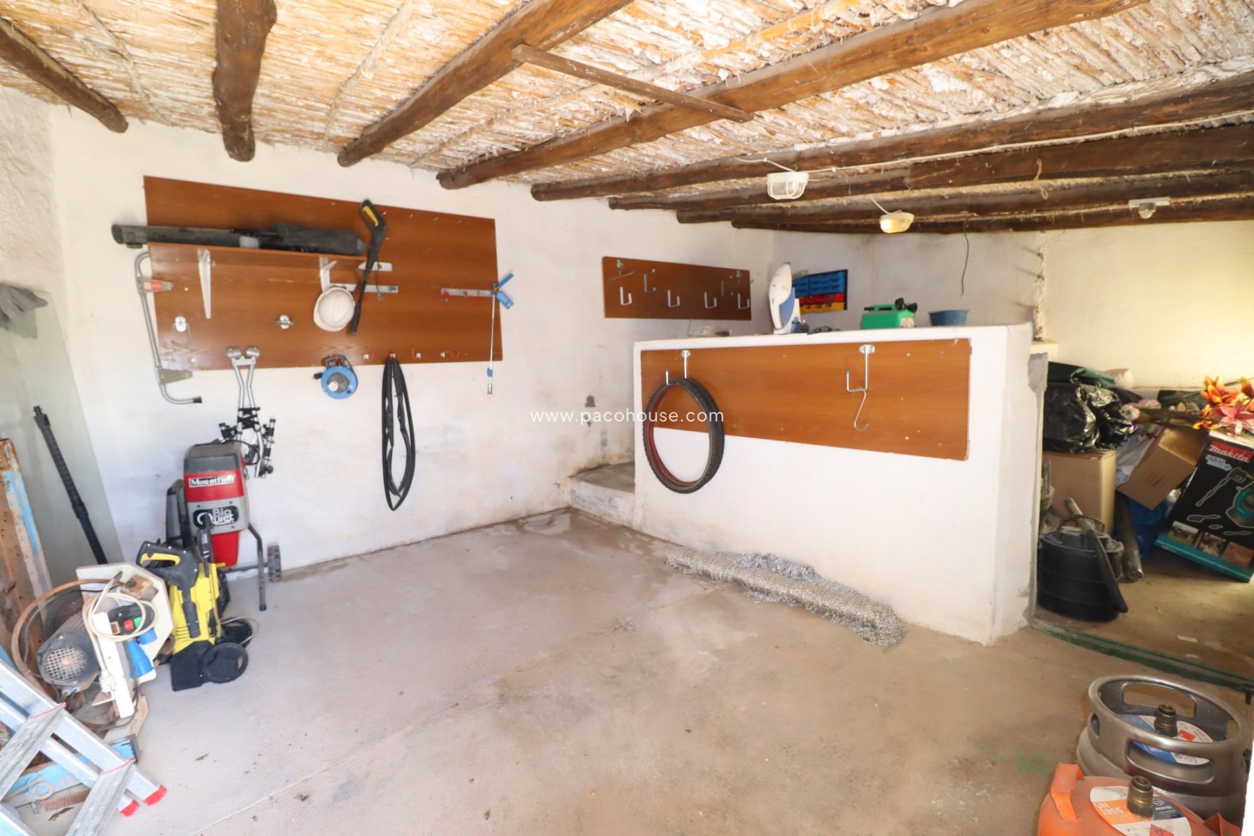 Resale - Cortijo -
Chirivel