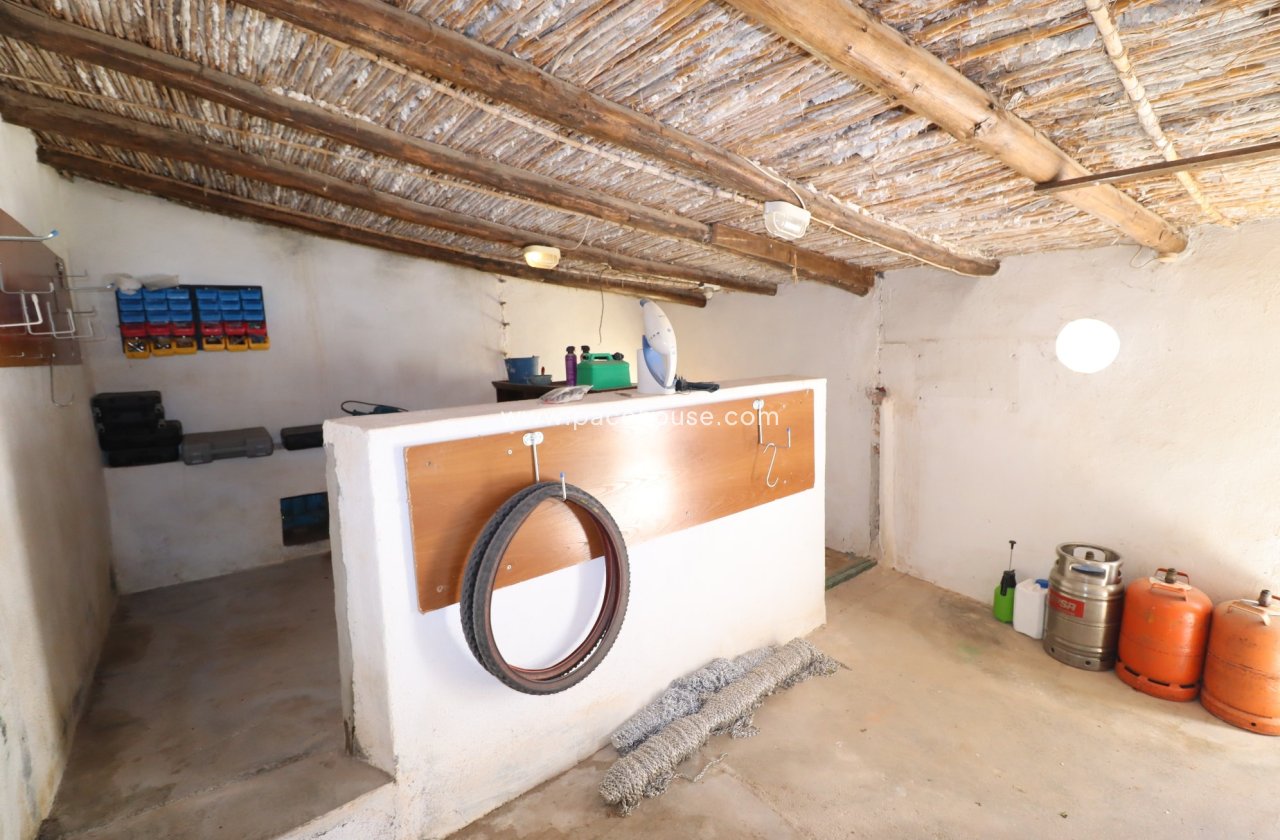 Resale - Cortijo -
Chirivel