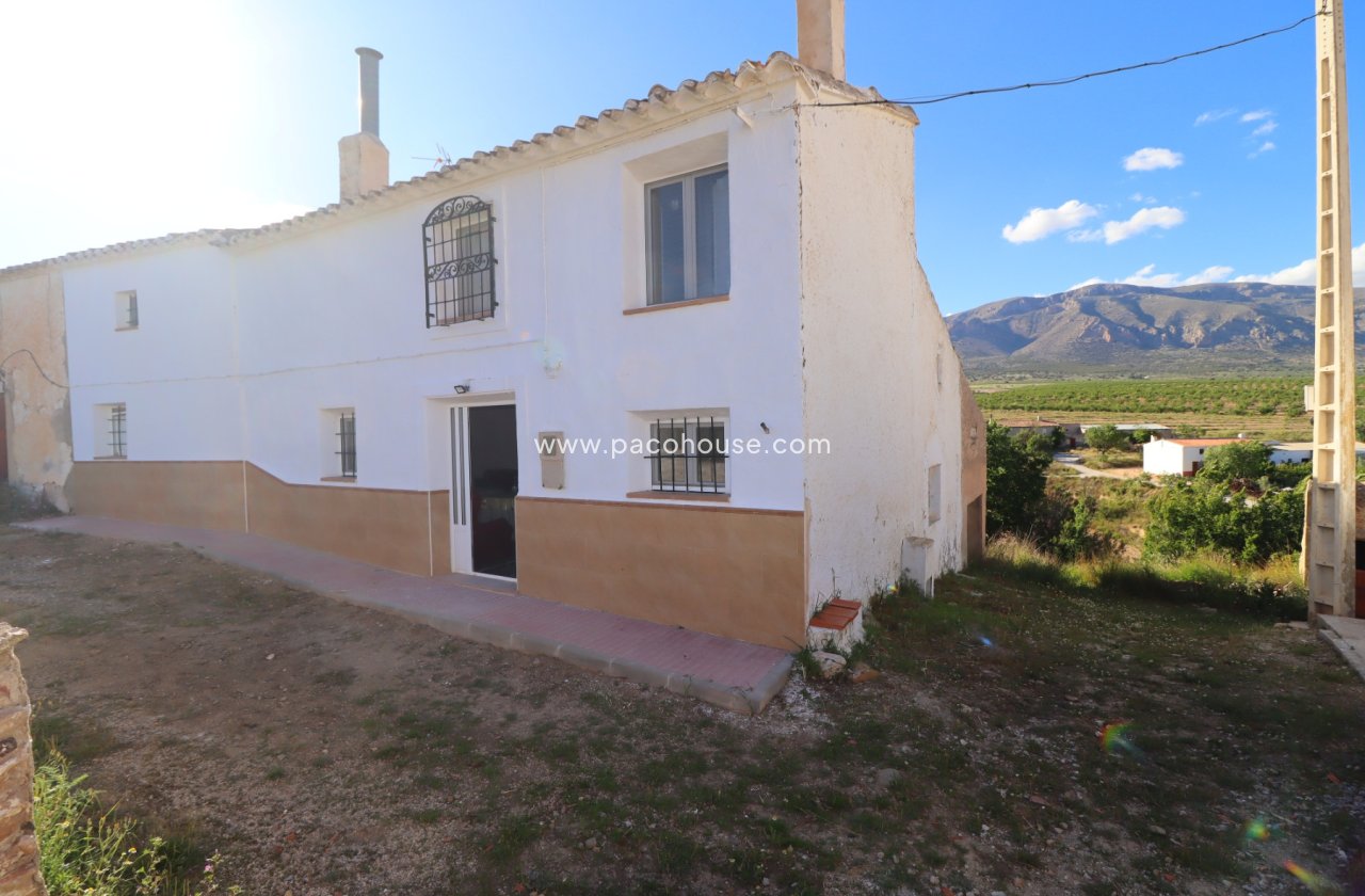 Resale - Cortijo -
Chirivel