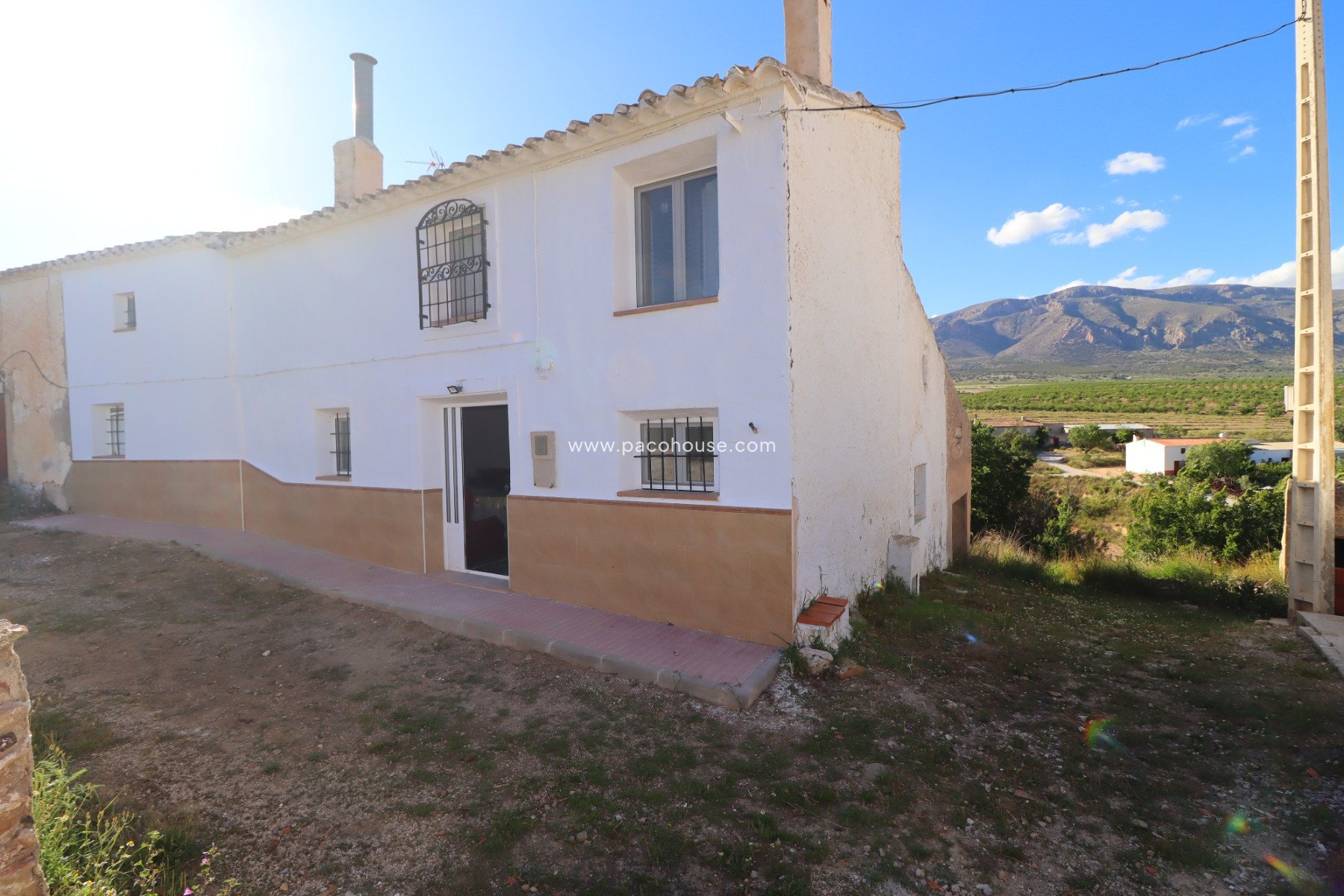 Resale - Cortijo -
Chirivel