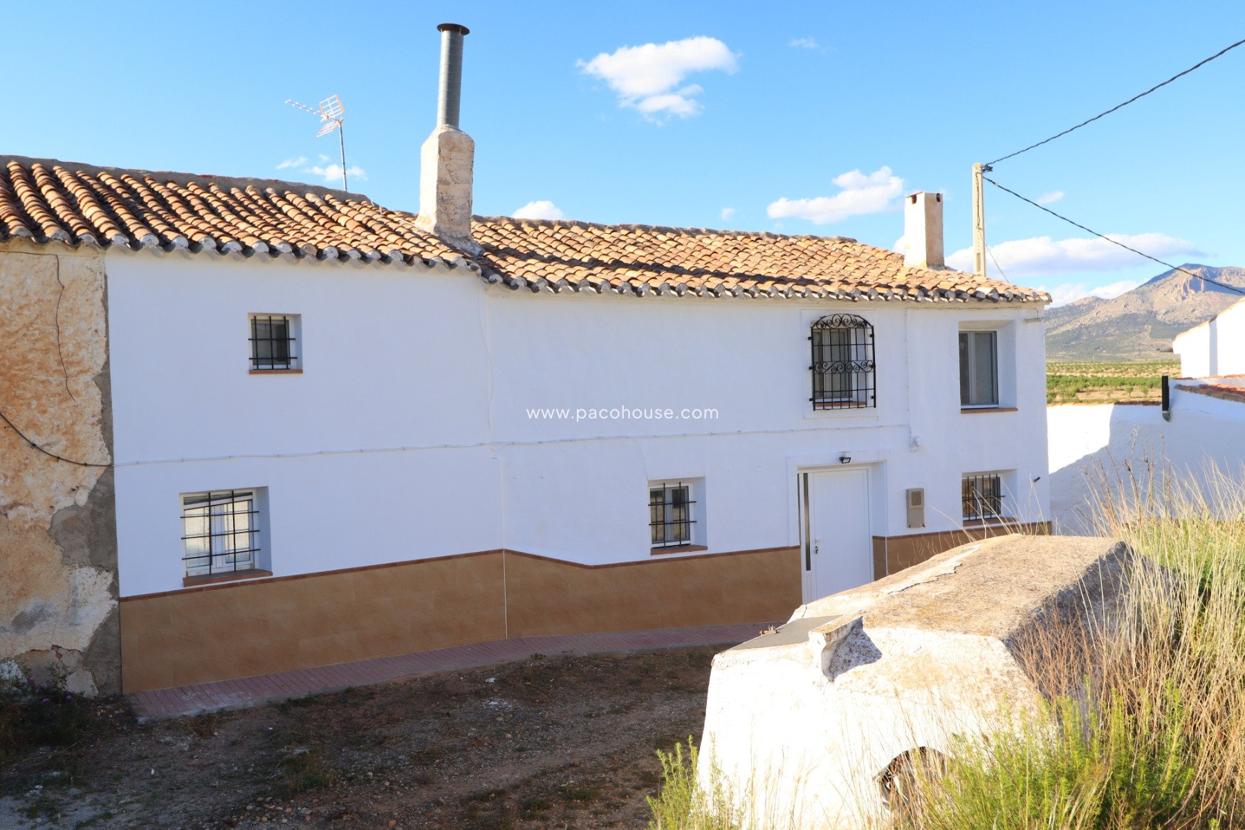 Resale - Cortijo -
Chirivel