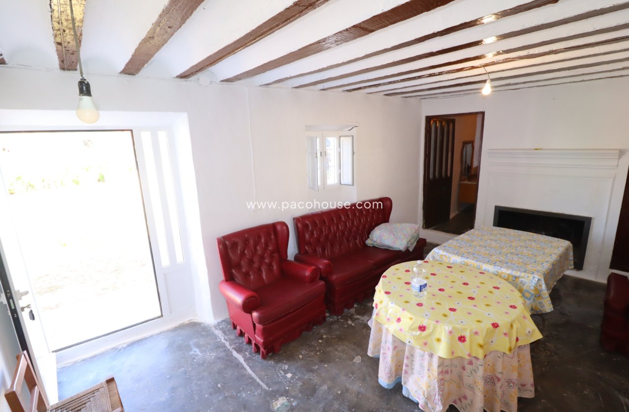 Resale - Cortijo -
Chirivel