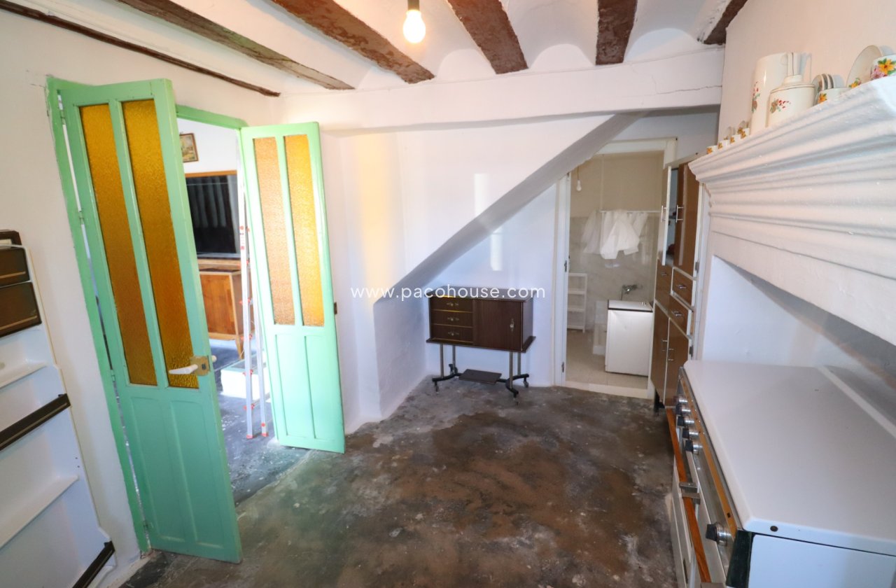Resale - Cortijo -
Chirivel