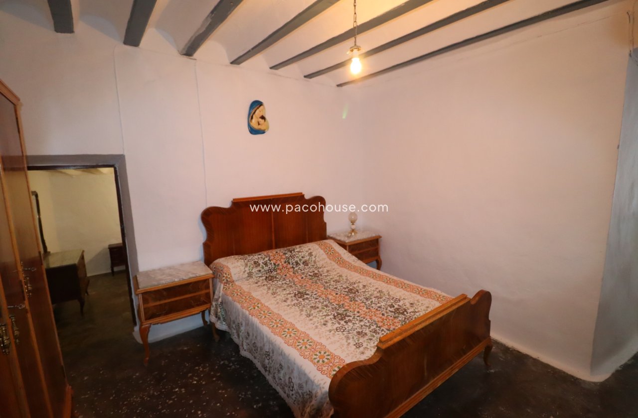 Resale - Cortijo -
Chirivel
