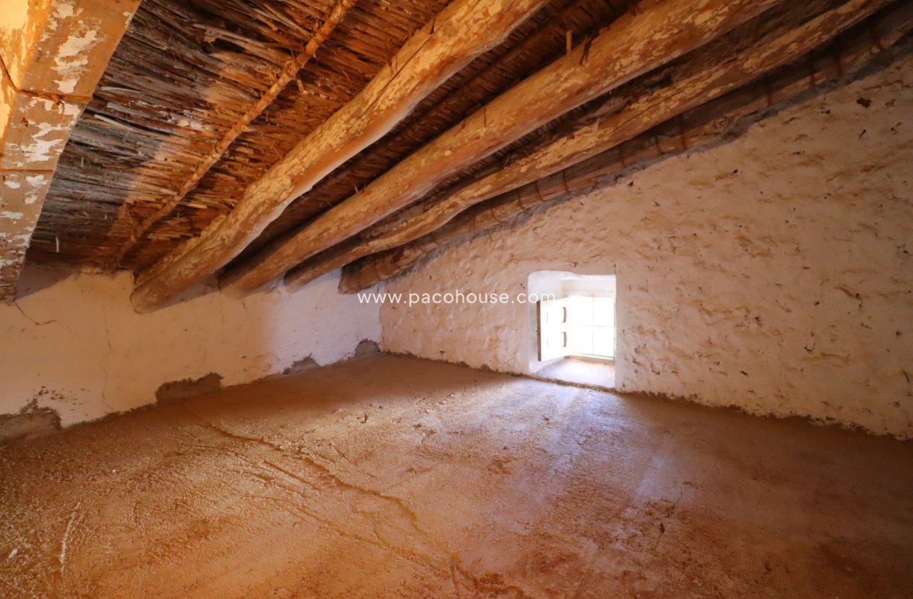 Resale - Cortijo -
Chirivel