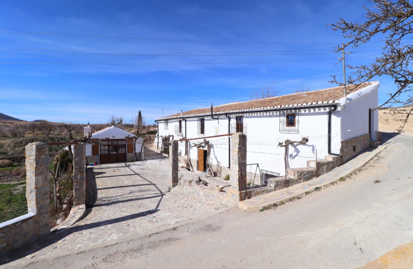 Resale - Cortijo -
Chirivel
