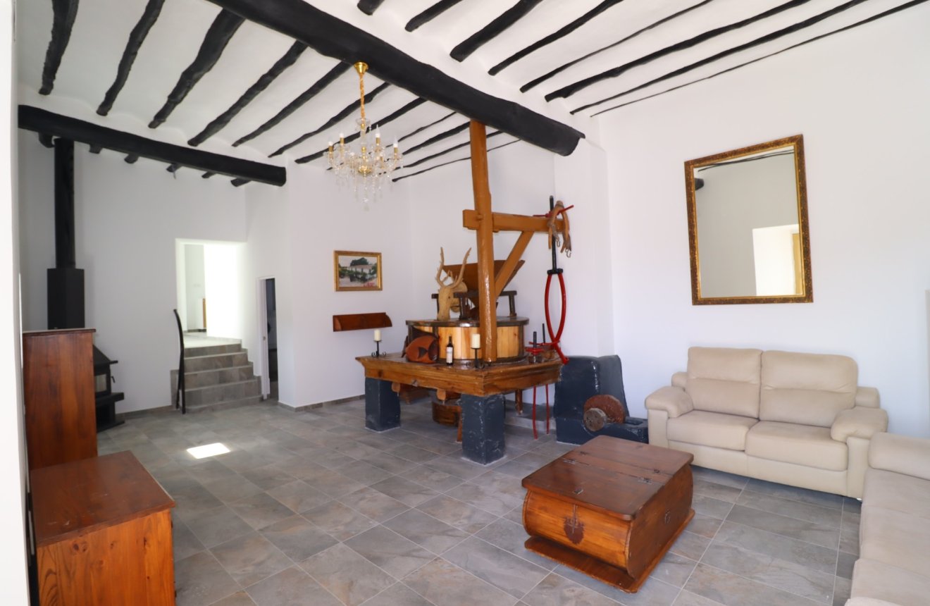 Resale - Cortijo -
Chirivel