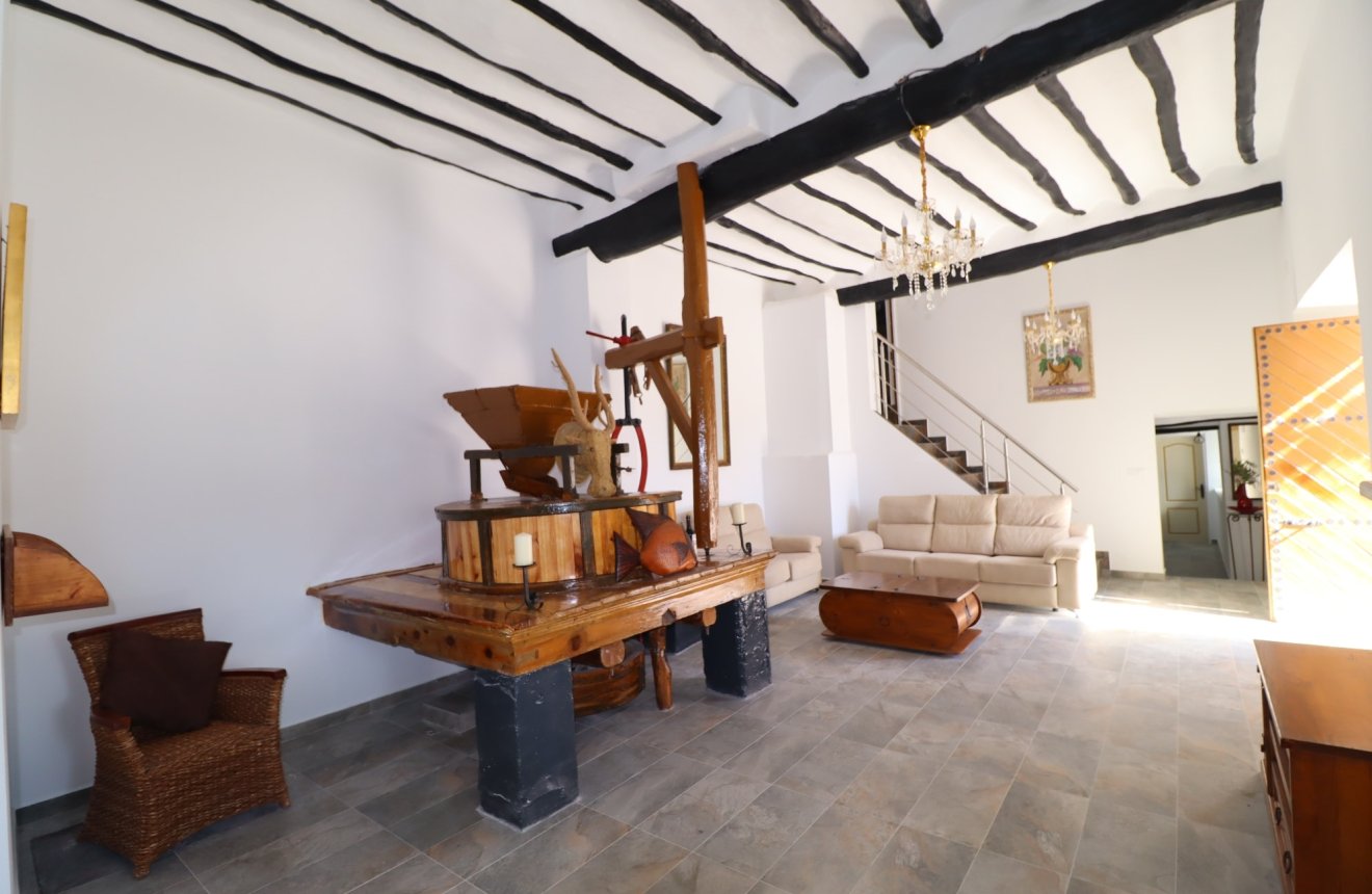 Resale - Cortijo -
Chirivel