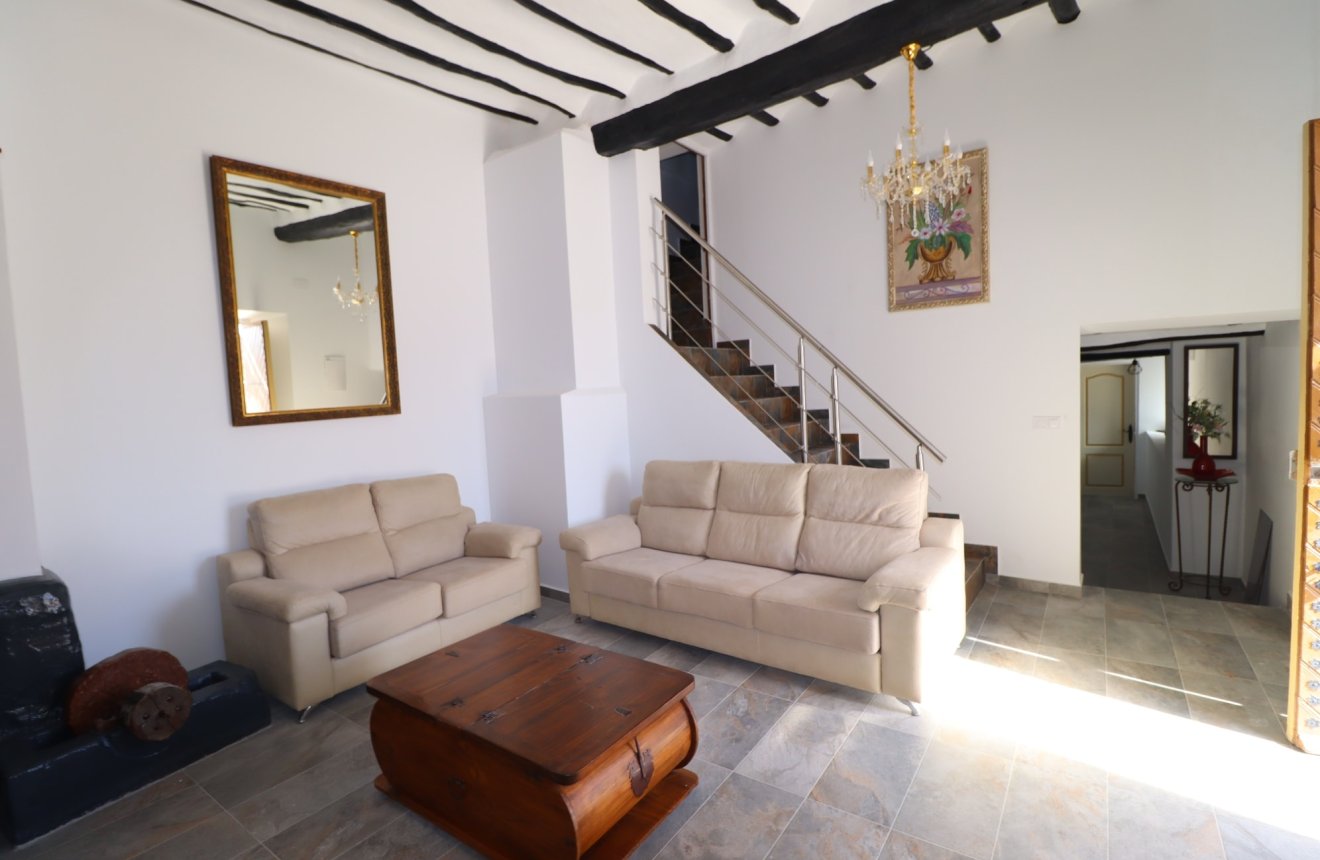 Resale - Cortijo -
Chirivel