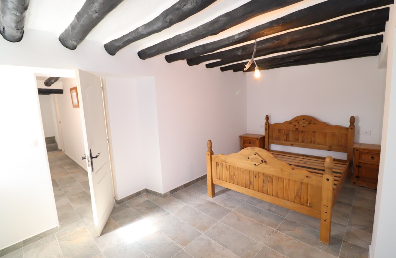 Resale - Cortijo -
Chirivel