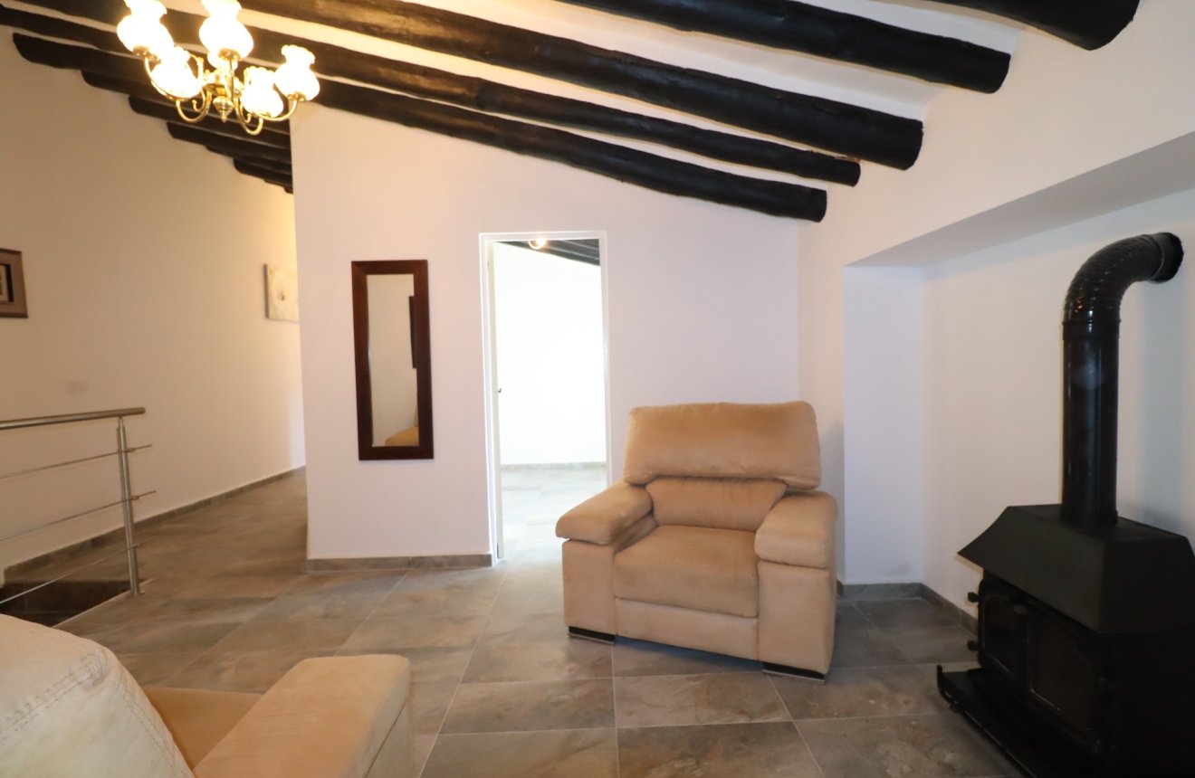Resale - Cortijo -
Chirivel