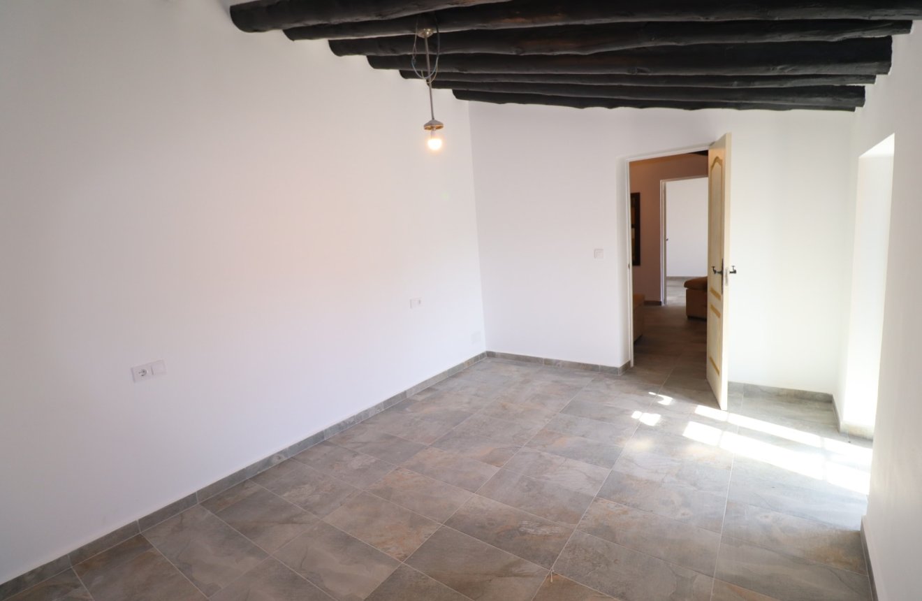 Resale - Cortijo -
Chirivel