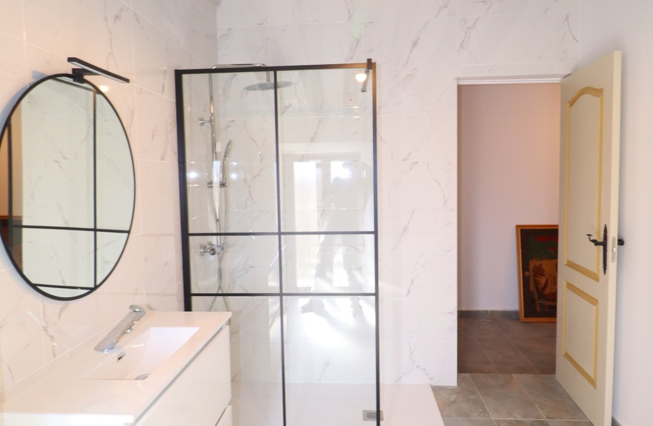 Resale - Cortijo -
Chirivel