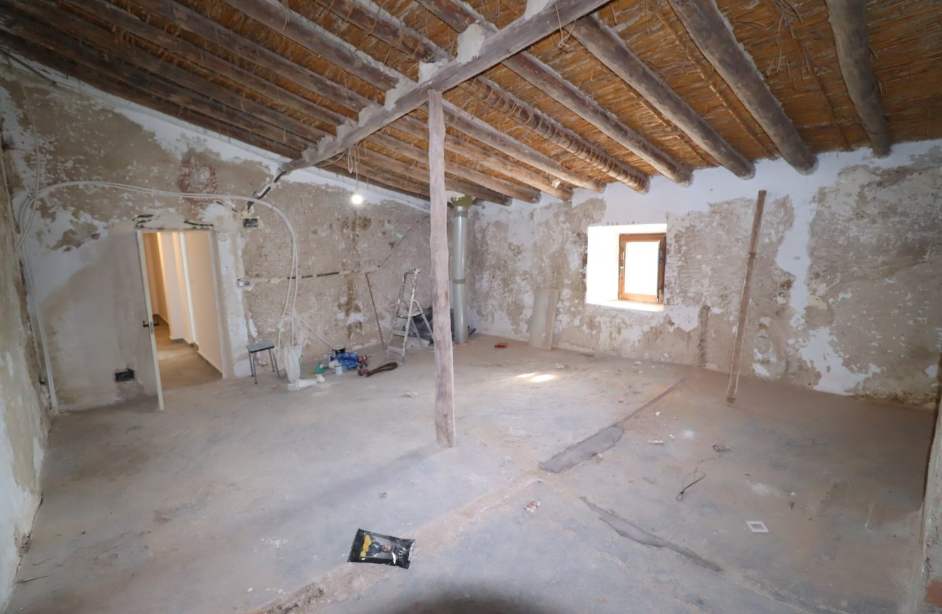 Resale - Cortijo -
Chirivel