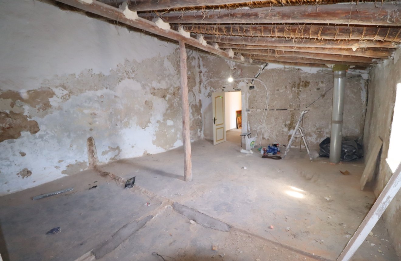 Resale - Cortijo -
Chirivel