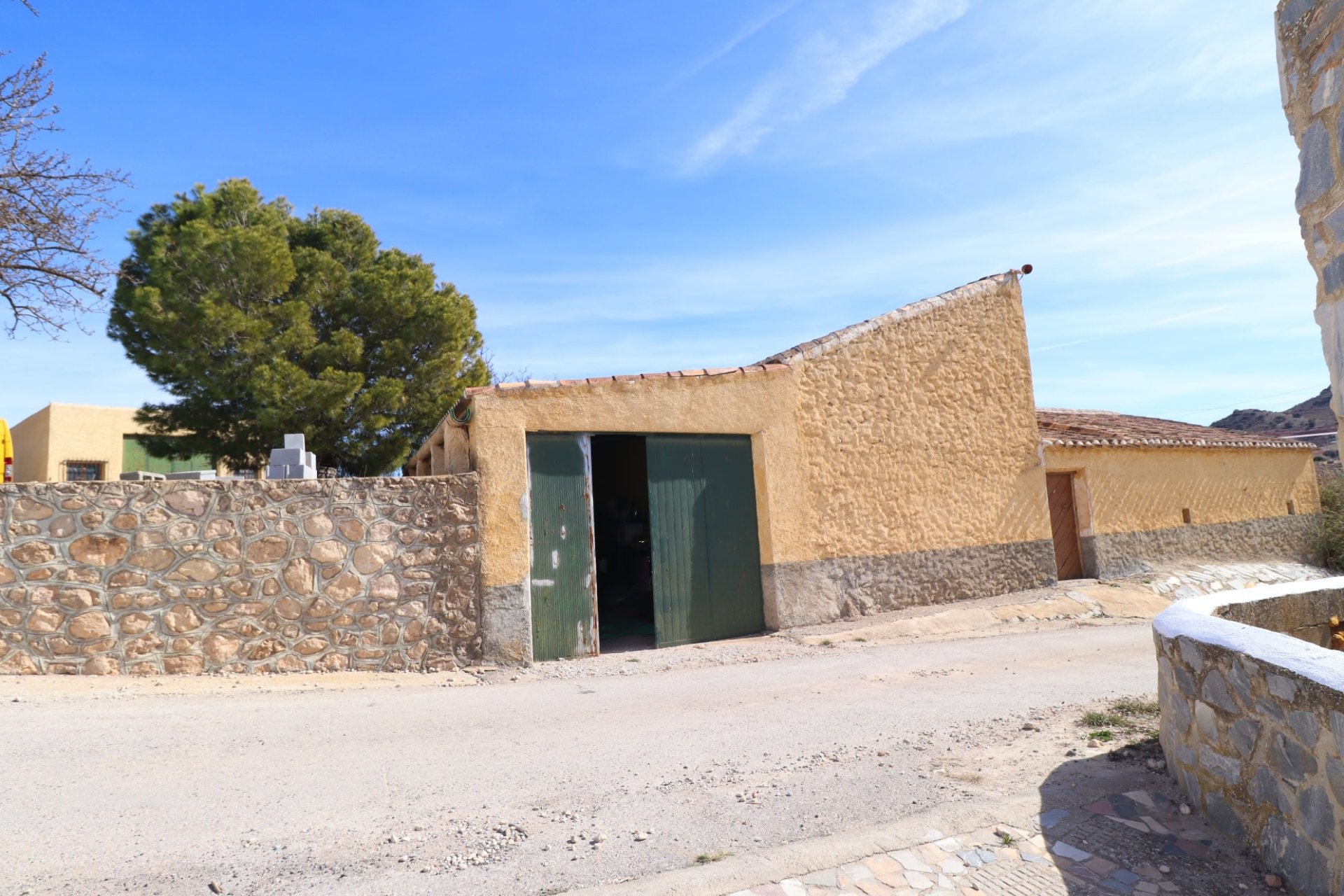 Resale - Cortijo -
Chirivel