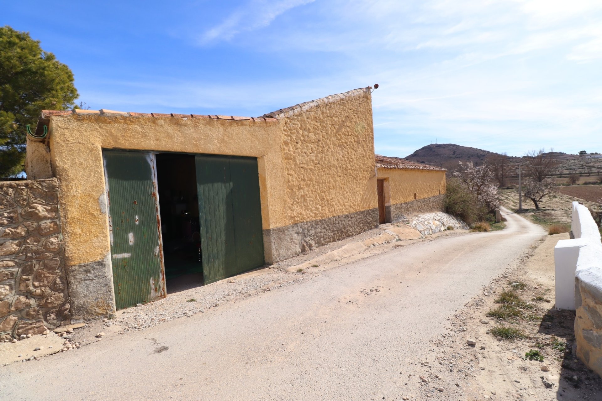 Resale - Cortijo -
Chirivel